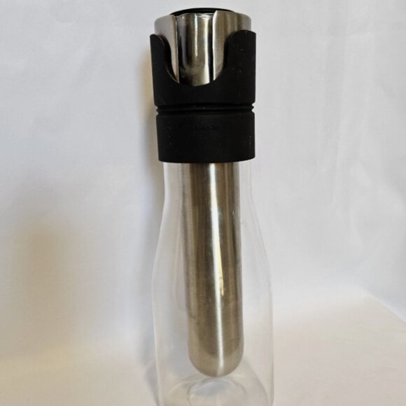 Metrokane Rabbit Wine Chilling cooling Carafe - Picture 1 of 3